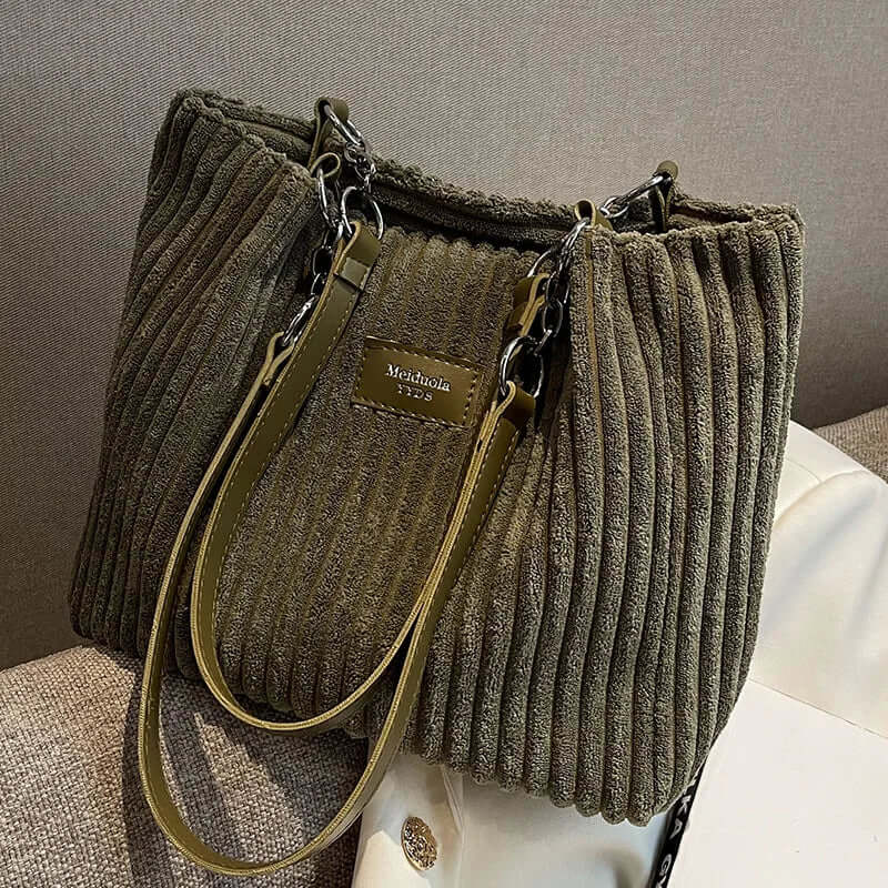 Elegant fløjlstaske til kvinder - Briee