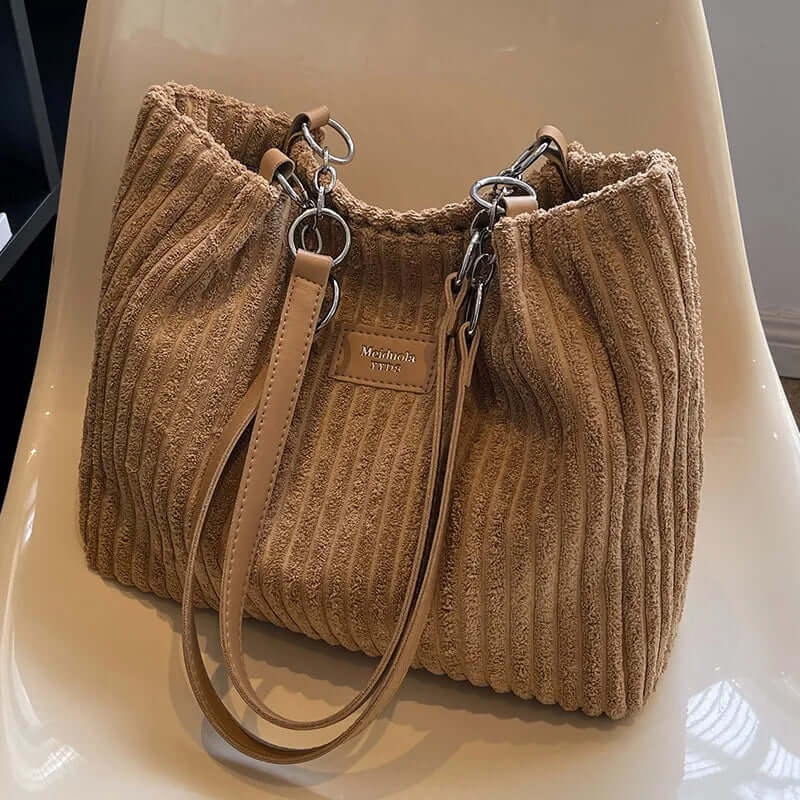 Elegant fløjlstaske til kvinder - Briee