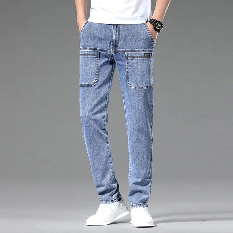 Komfortabel Jeans med flere lommer - Den