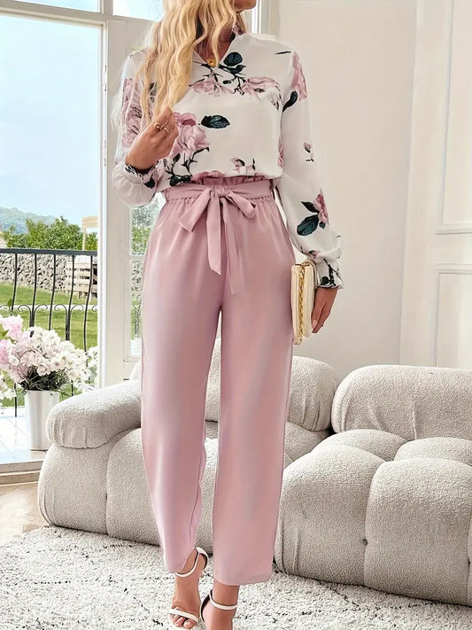 Todelt sæt med blomsterprint - Quinlyn