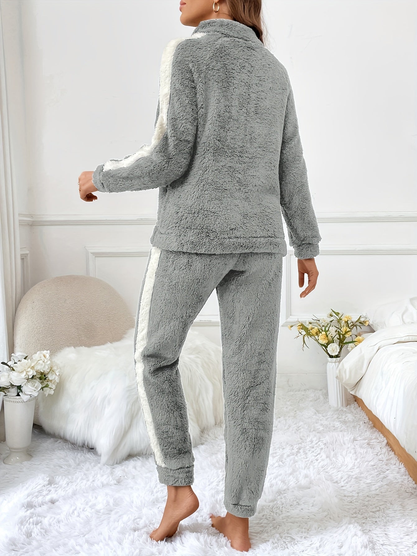 Blødt plys-loungepyjamas-sæt - Elvin