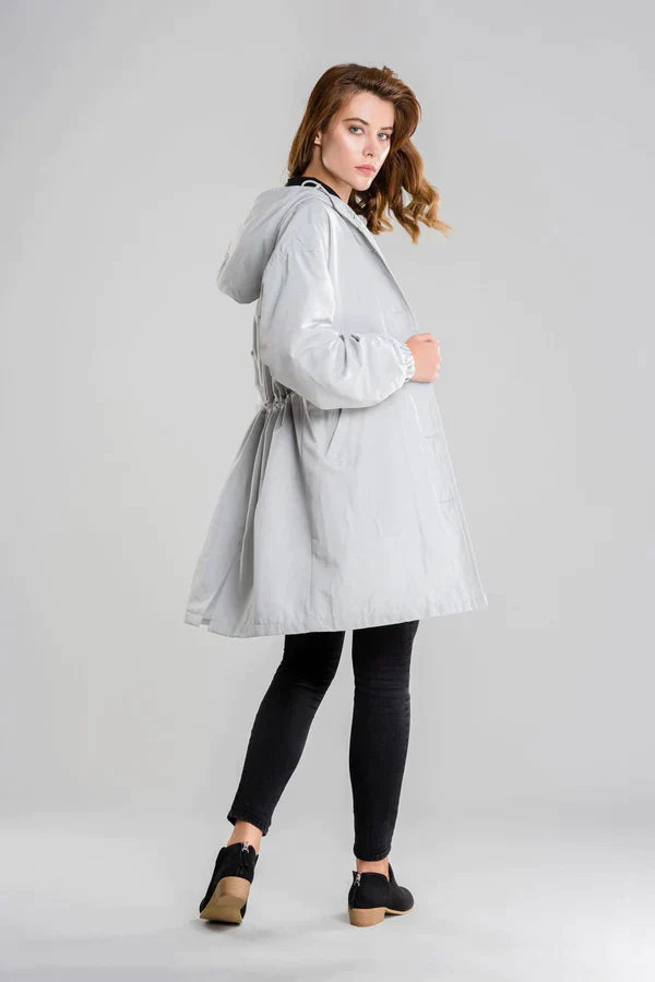 Trendy og stilfuld regn frakke - Jasmit