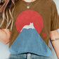Japansk kunst Fuji-kat på bjerg T-shirt med tryk - Patricia