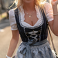 Seraphina - Unikt traditionelt kostume til kvinder med forklæde og bluse