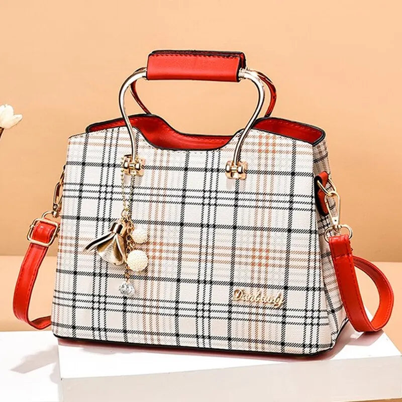 Crossbody-taske i imiteret læder til kvinder - Beanie