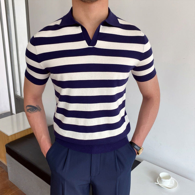 Stilfulde V-krave Polo T-shirt - Karsyn