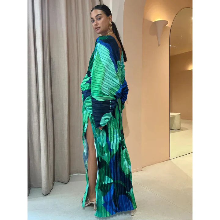 Gudrun - Elegant, Plisseret Lang Kjole Med Print
