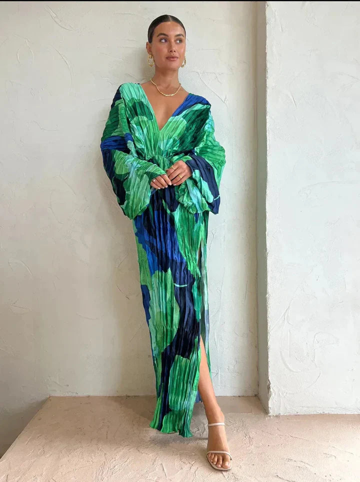 Gudrun - Elegant, Plisseret Lang Kjole Med Print