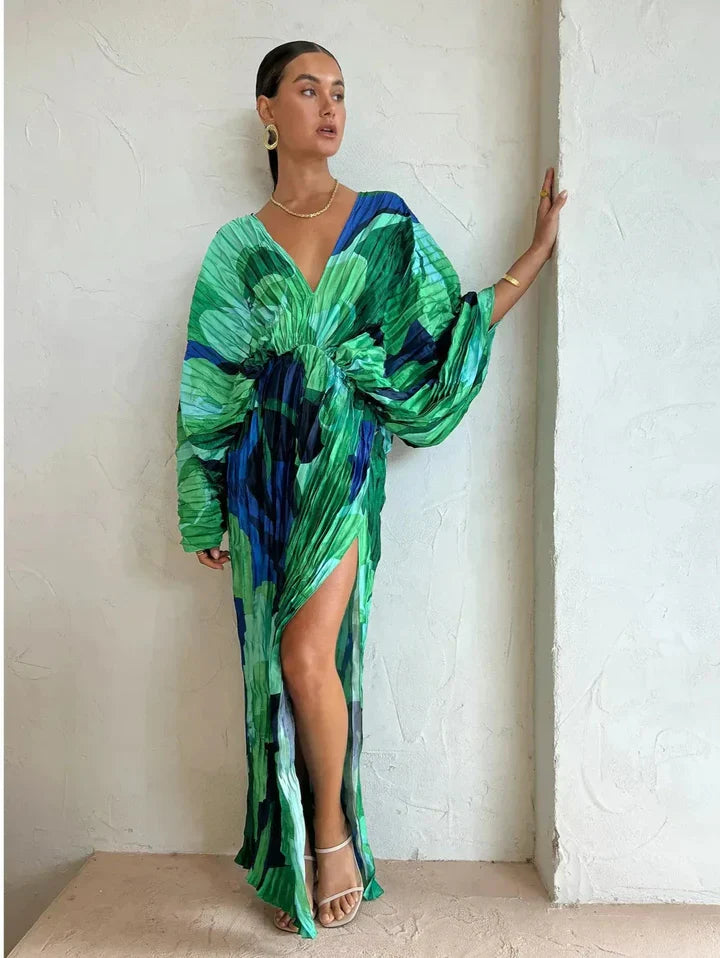Gudrun - Elegant, Plisseret Lang Kjole Med Print