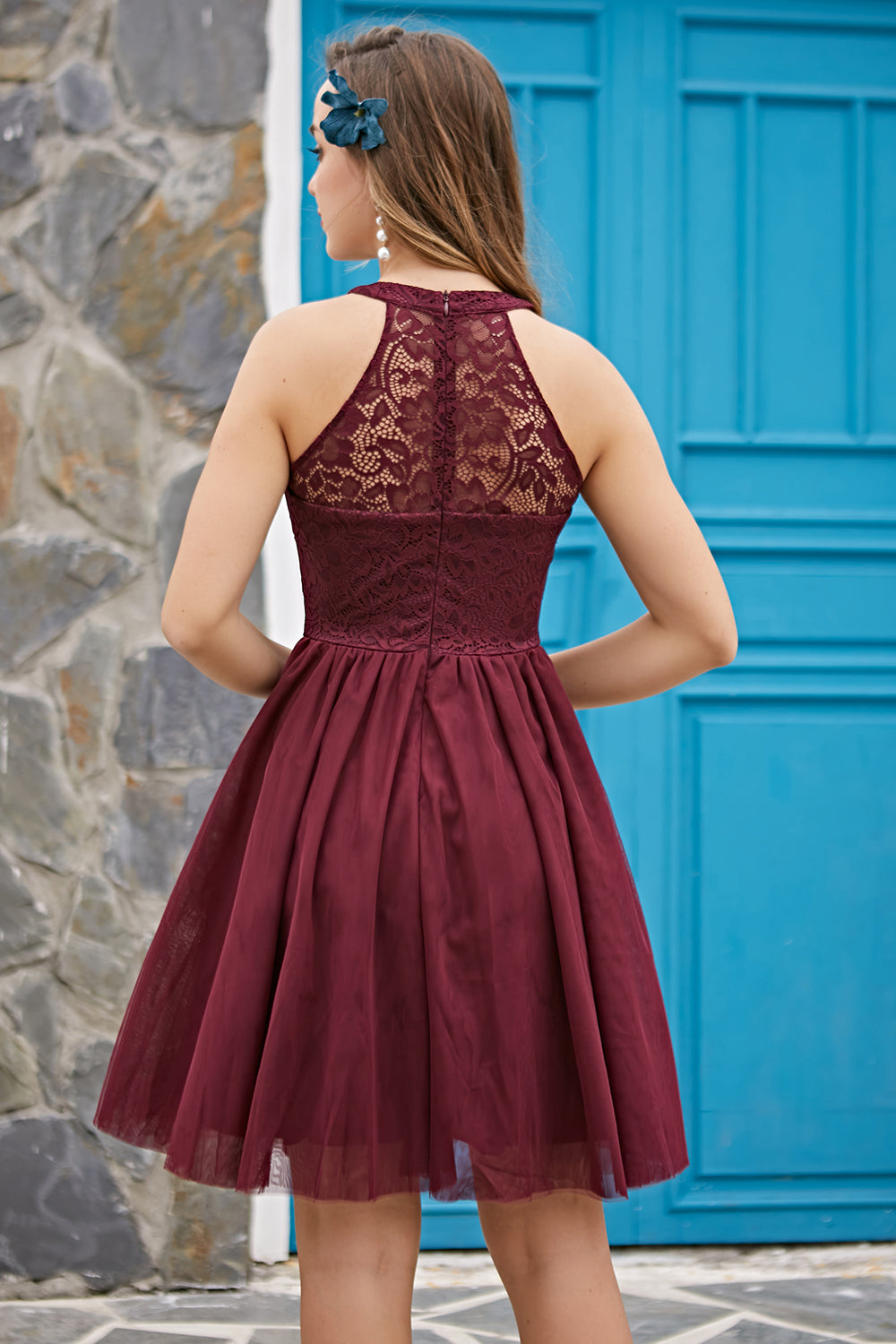 Sonaya - Bourgogne halterneck konfirmationskjole