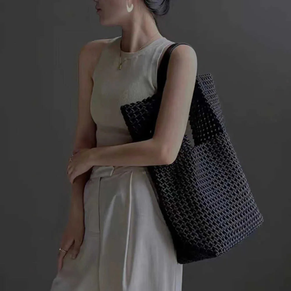 Vævet tote taske med struktureret design - Virgil