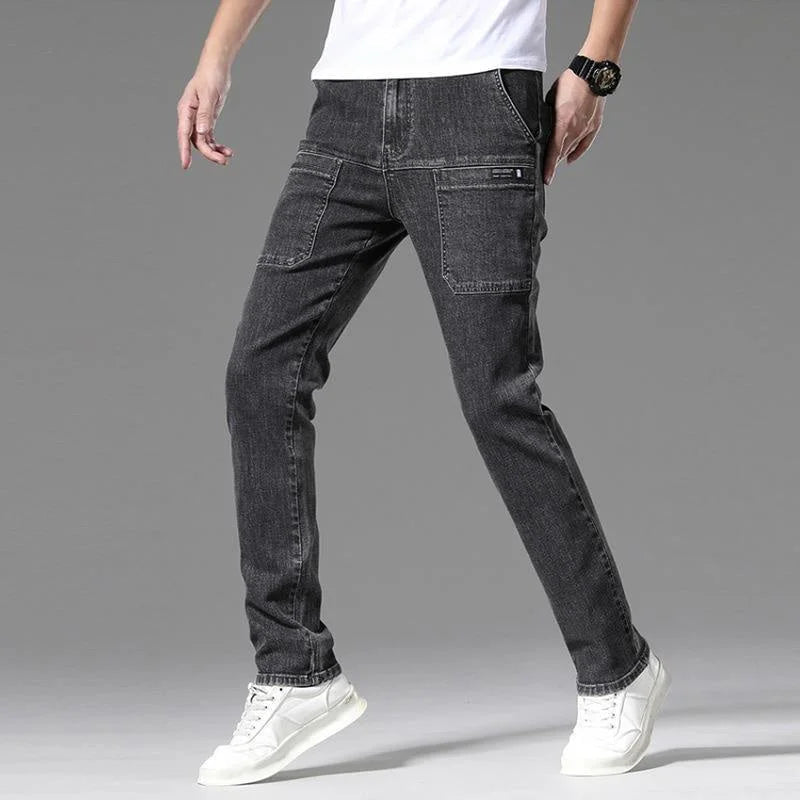 Komfortabel Jeans med flere lommer - Den