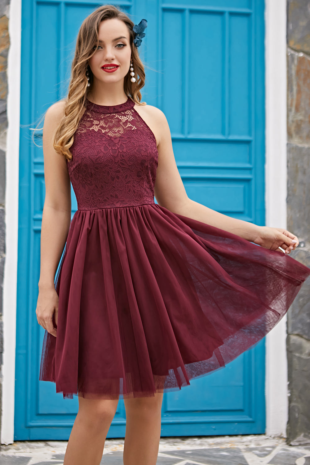 Sonaya - Bourgogne halterneck konfirmationskjole