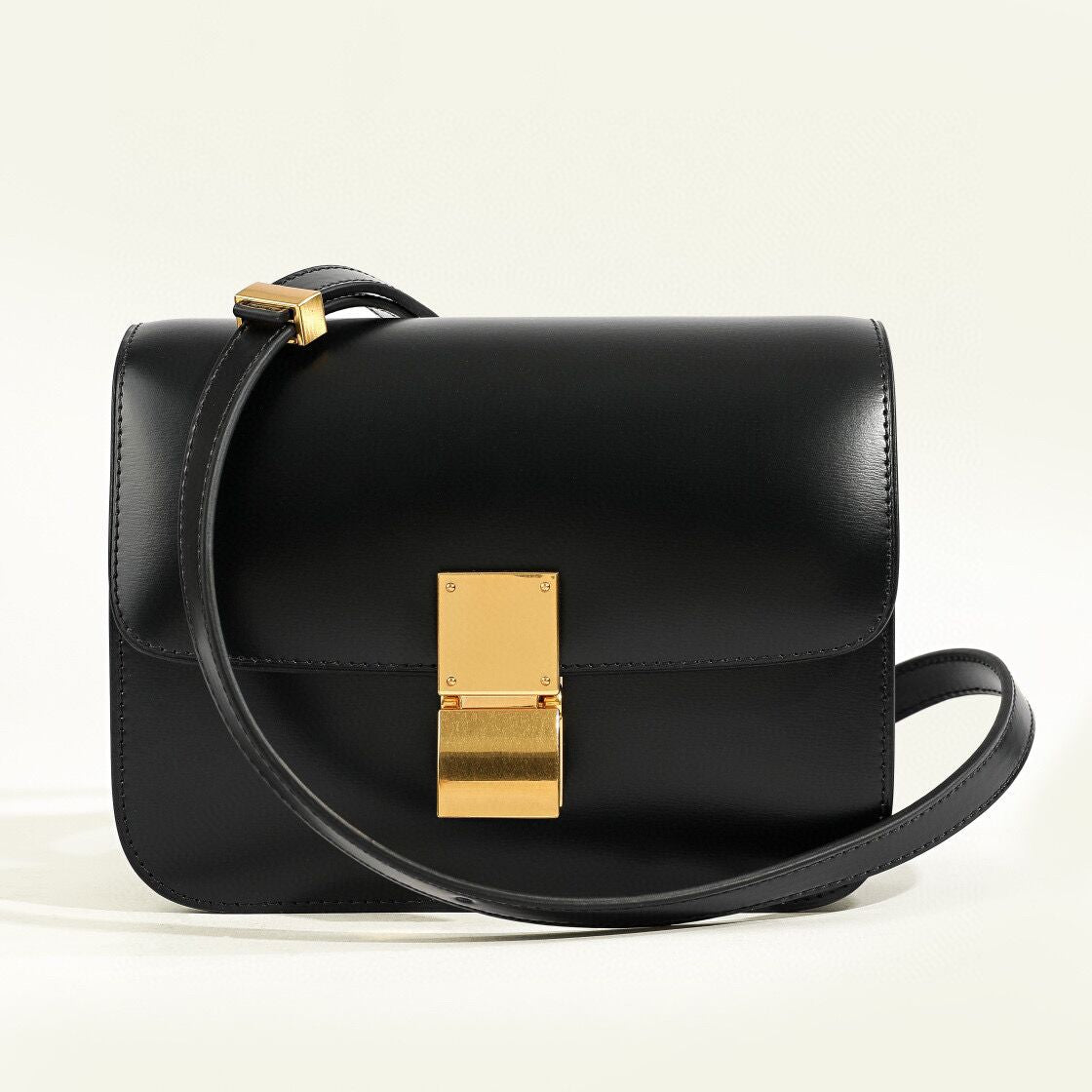 Emma - Klassisk skuldertaske med flap